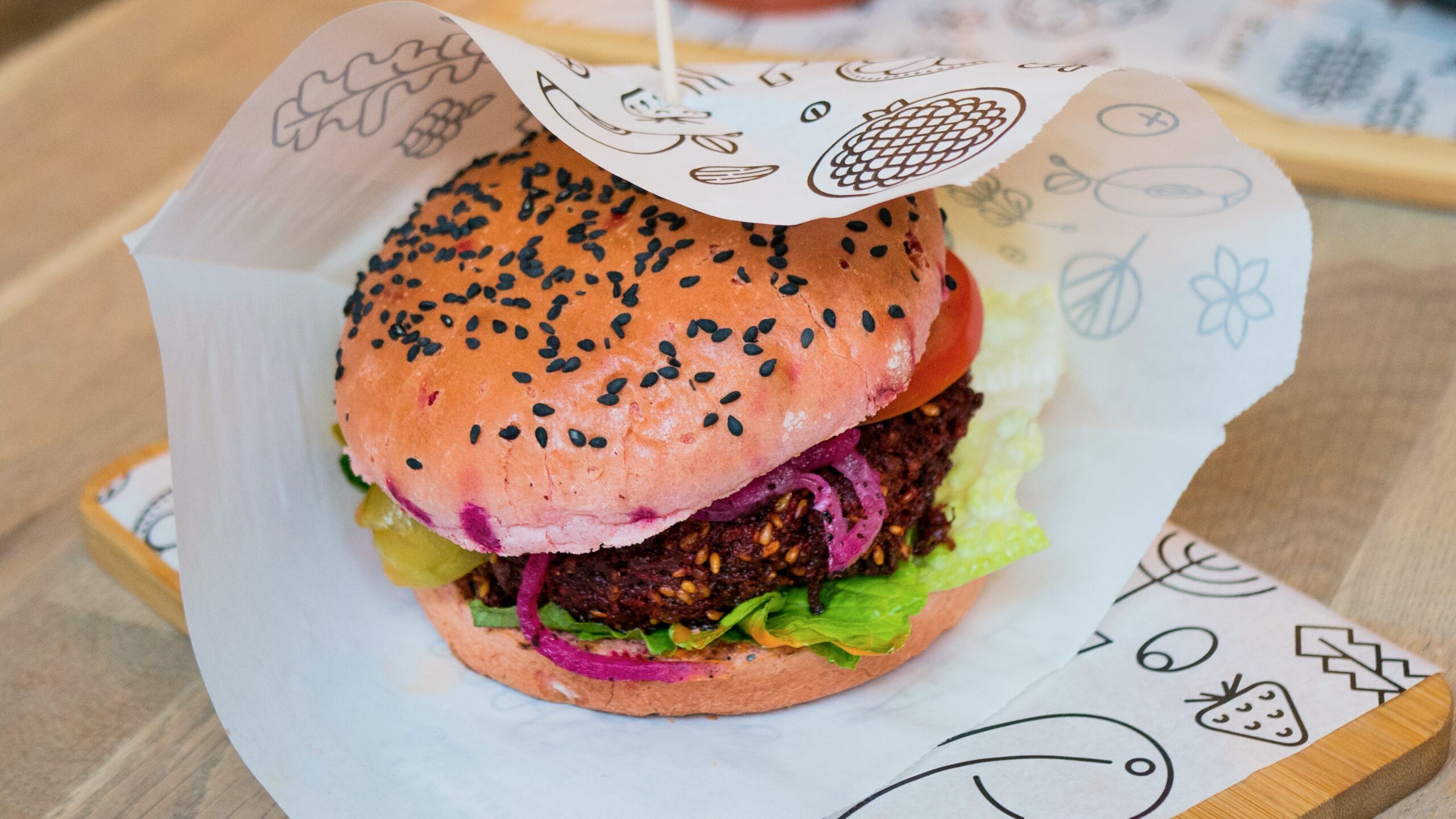 Veggie burger, wraps and juices at Veggie Spinner – Healthy Hong